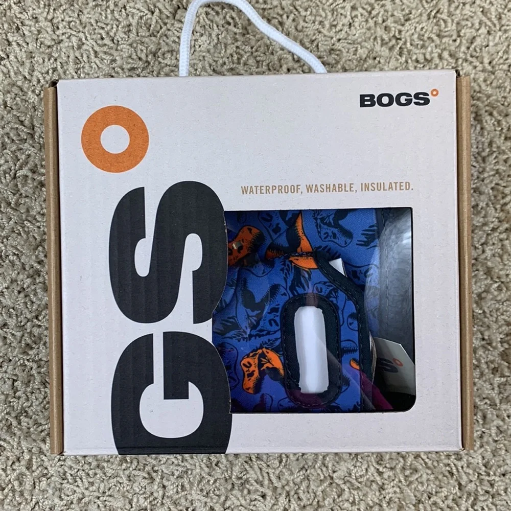 NWT Baby Bogs Dino waterproof rain boots sz 4